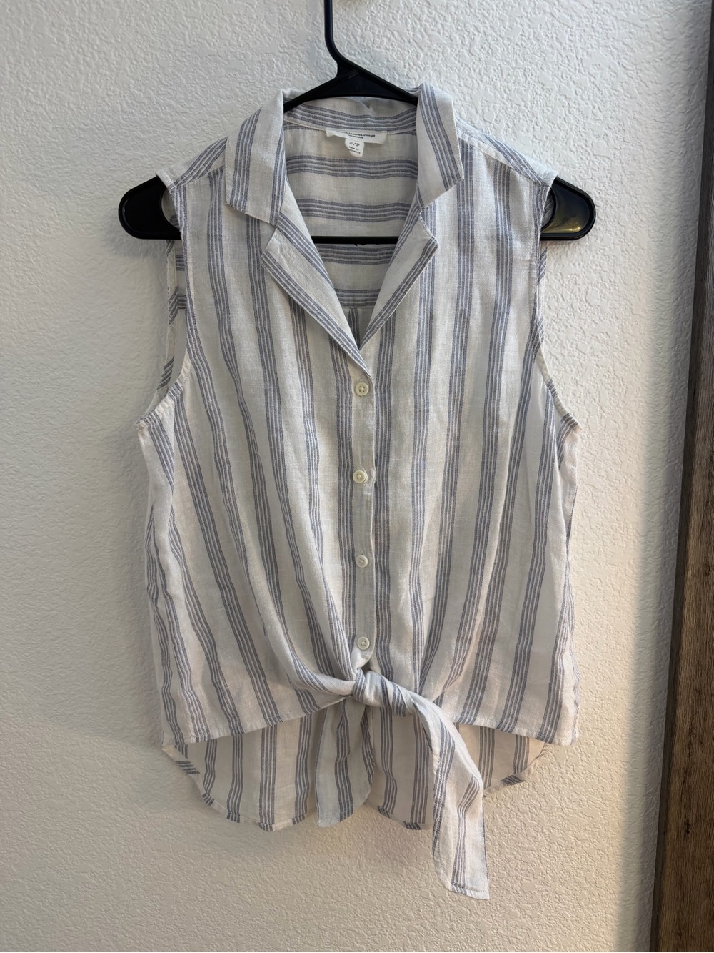 Beachlunchlounge Collection Striped Tie-Front Top in White & Blue Size S/P Like